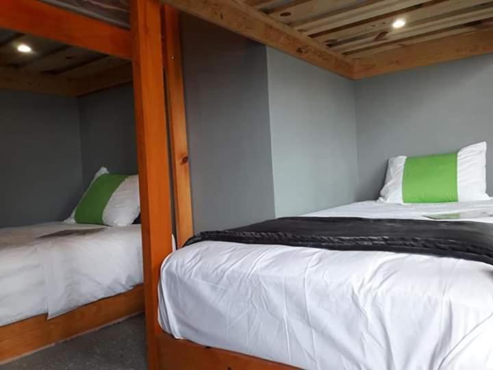 Tortuga Hostel Topolobampo Exteriör bild